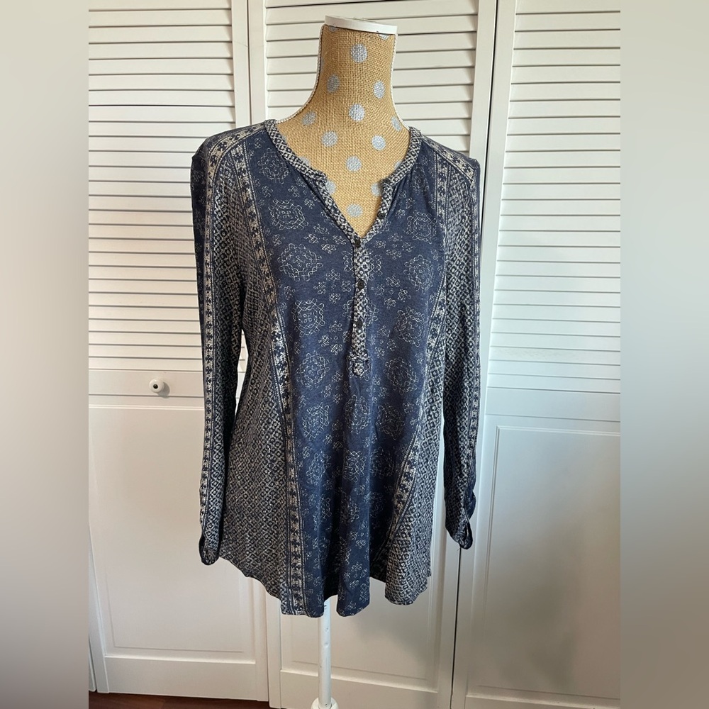 Ladies, lucky brand long sleeve top